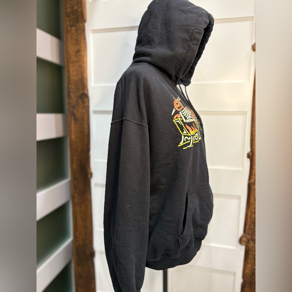 Gildan Black Hoodie Skeleton Graphic Pullover Sweatshirt Size L Unisex - Picture 3 of 8